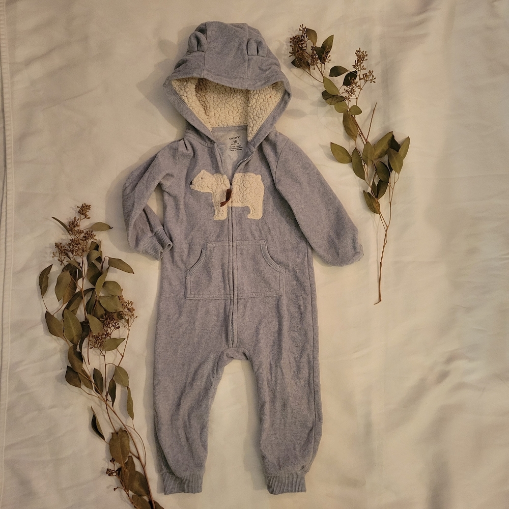 Baby boy 18 month Carter's romper 💙